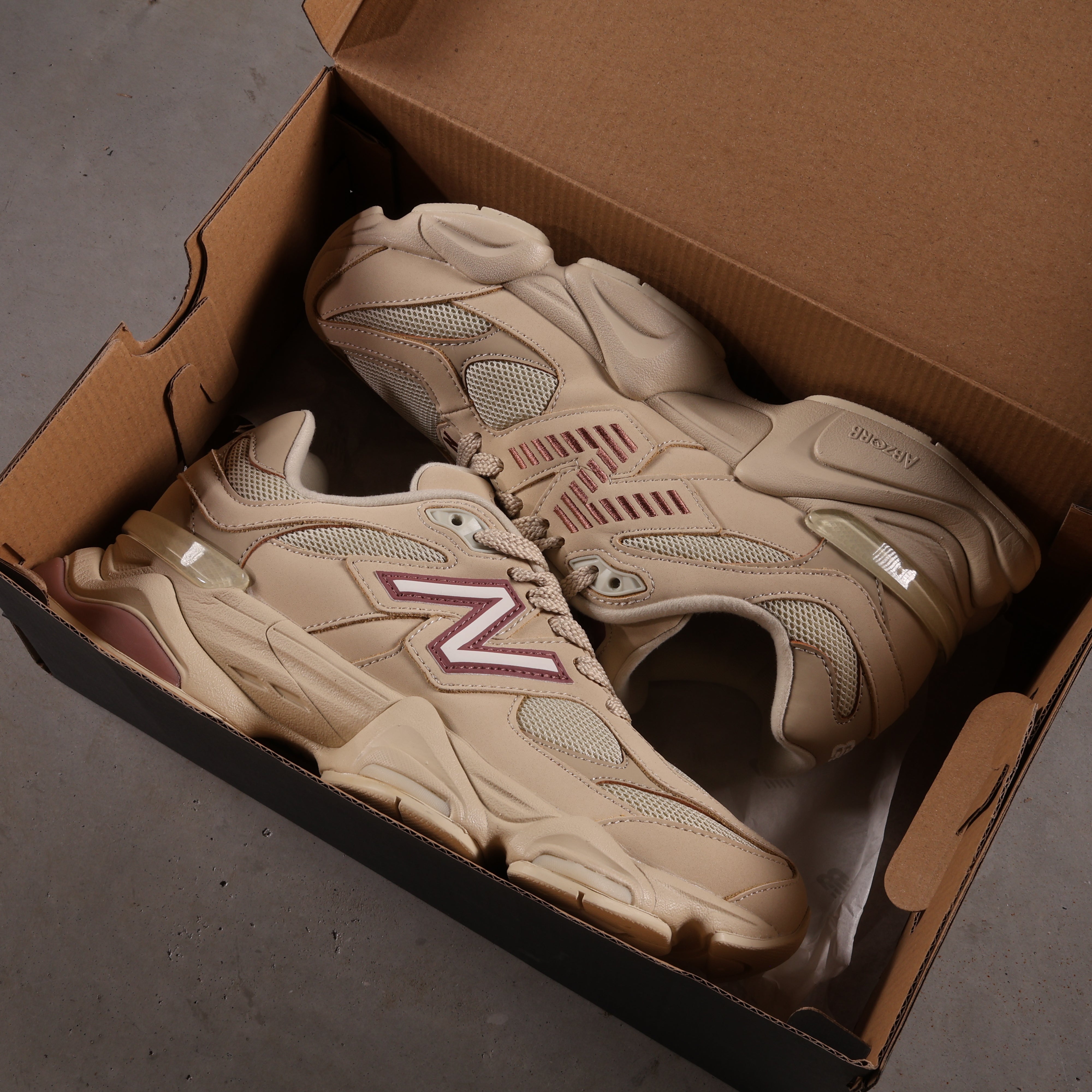 New Balance 9060 Bone Sparrow