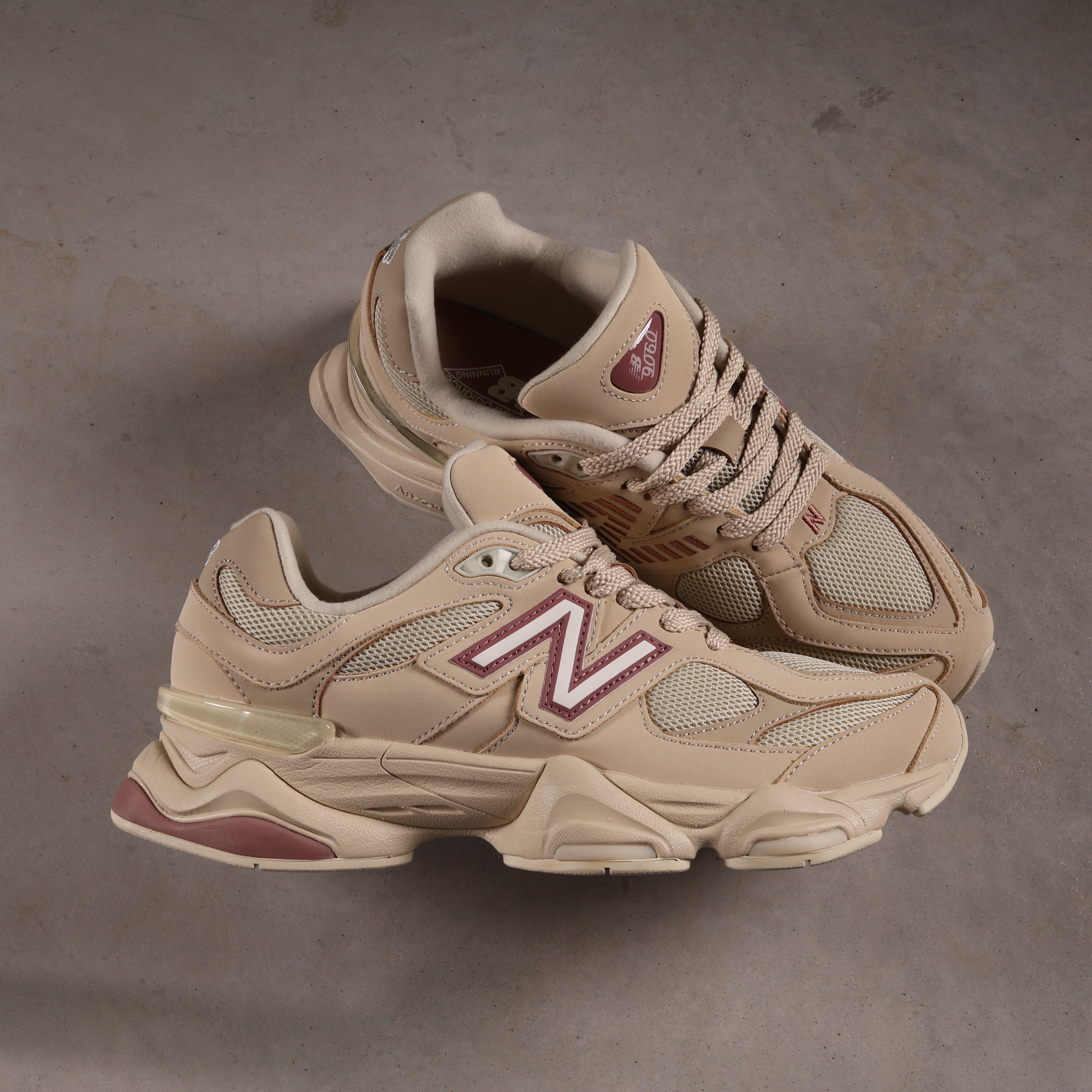 New Balance 9060 Bone Sparrow