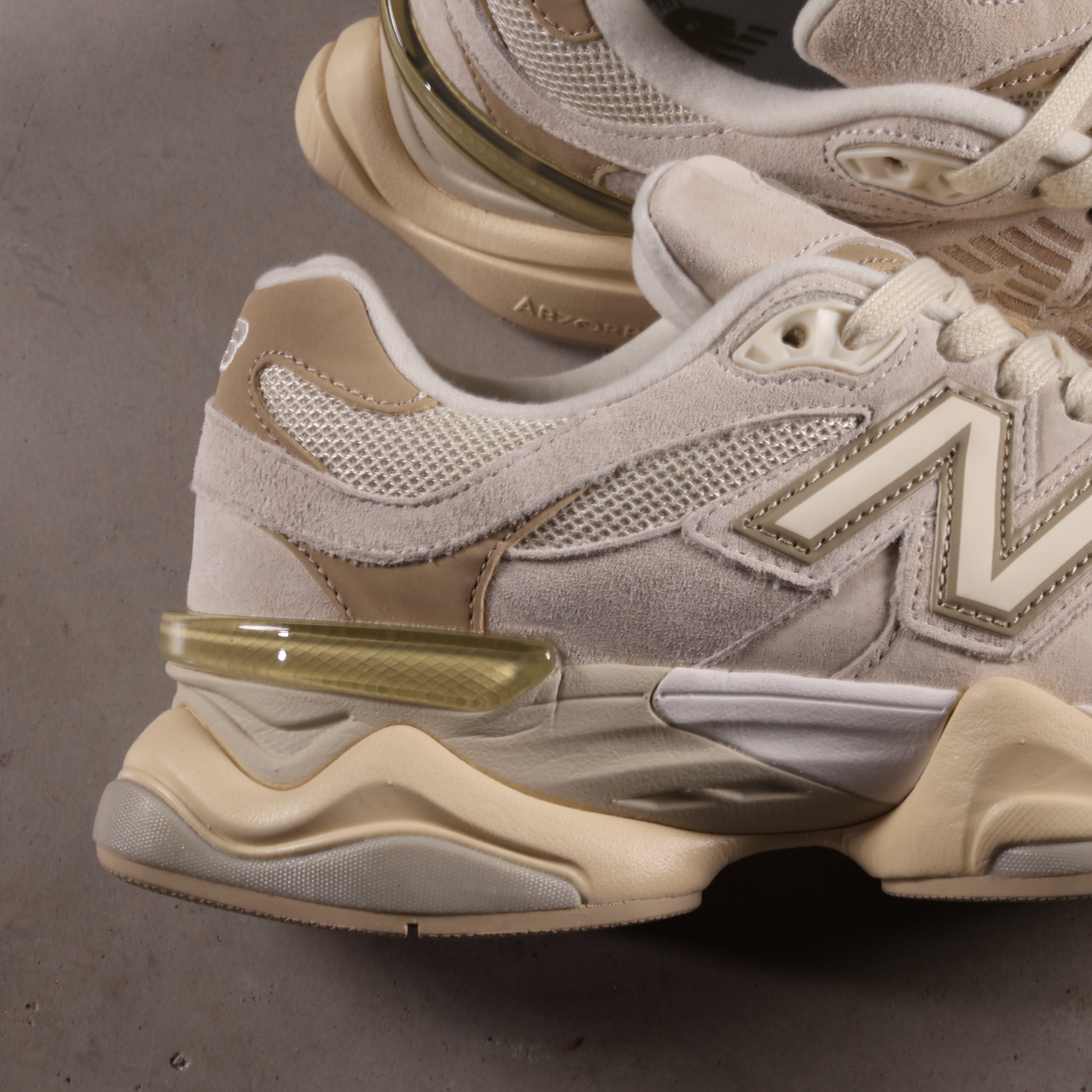 New Balance 9060 Sea Salt Brown