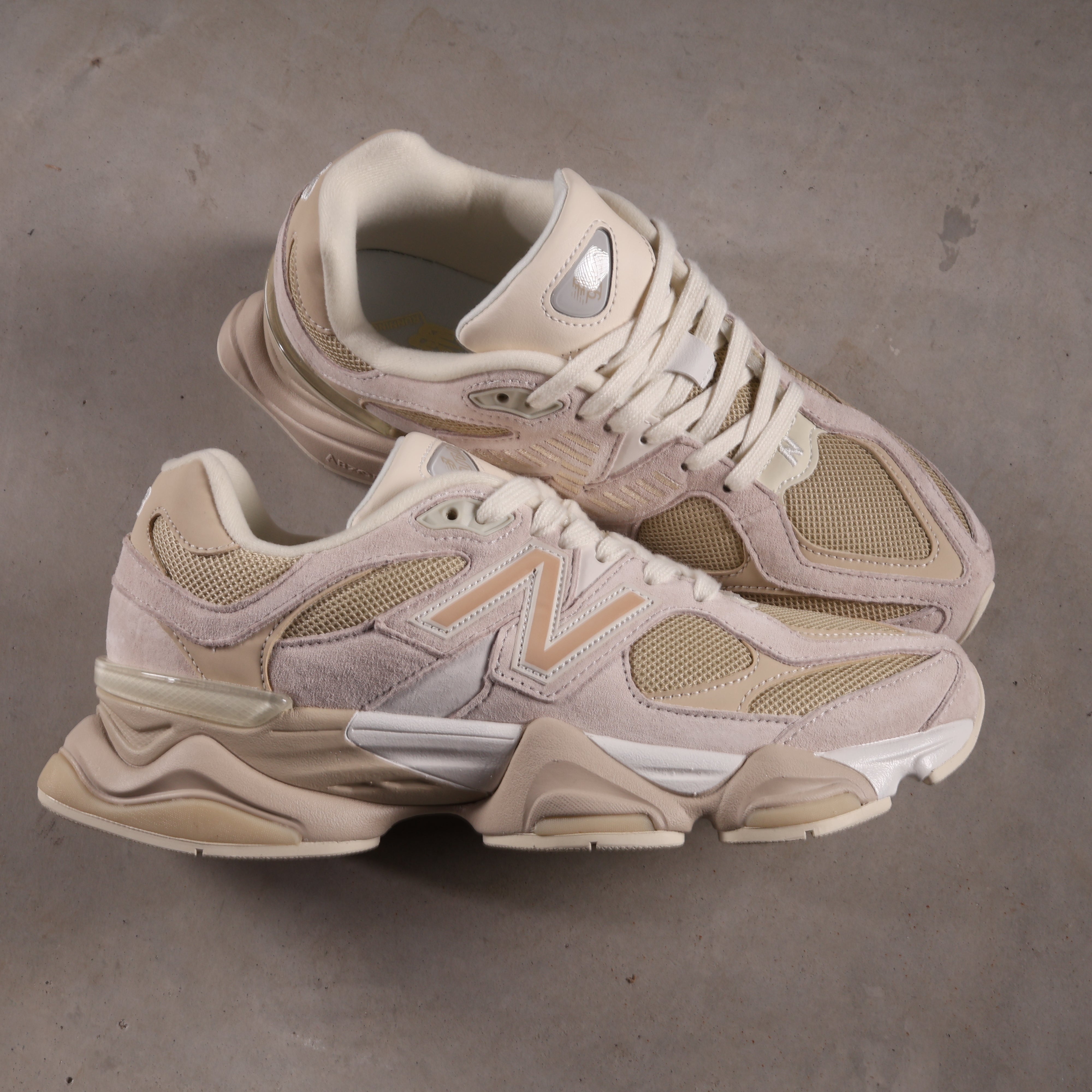 New Balance 9060 Beige