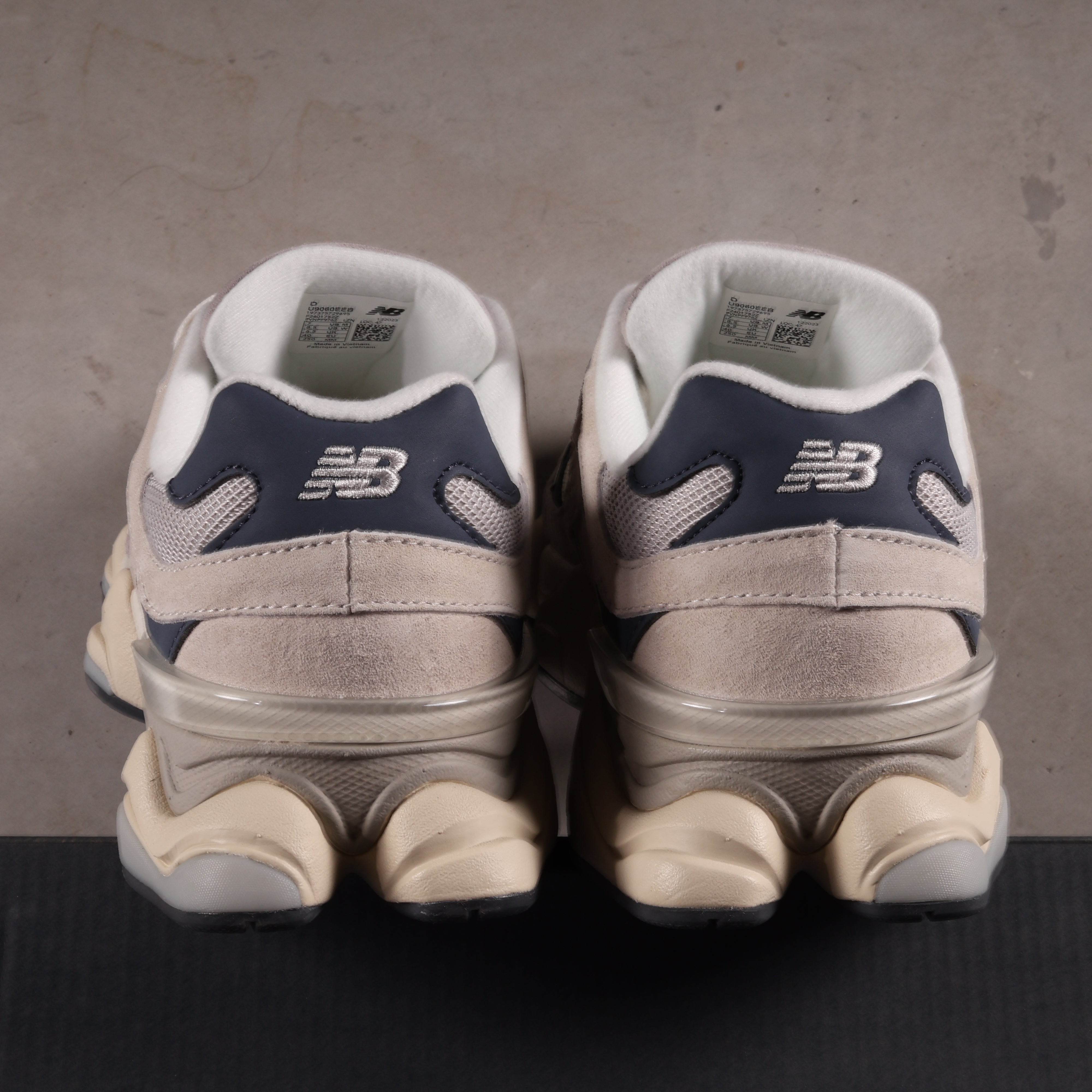 New Balance 9060 Moonrock Linen