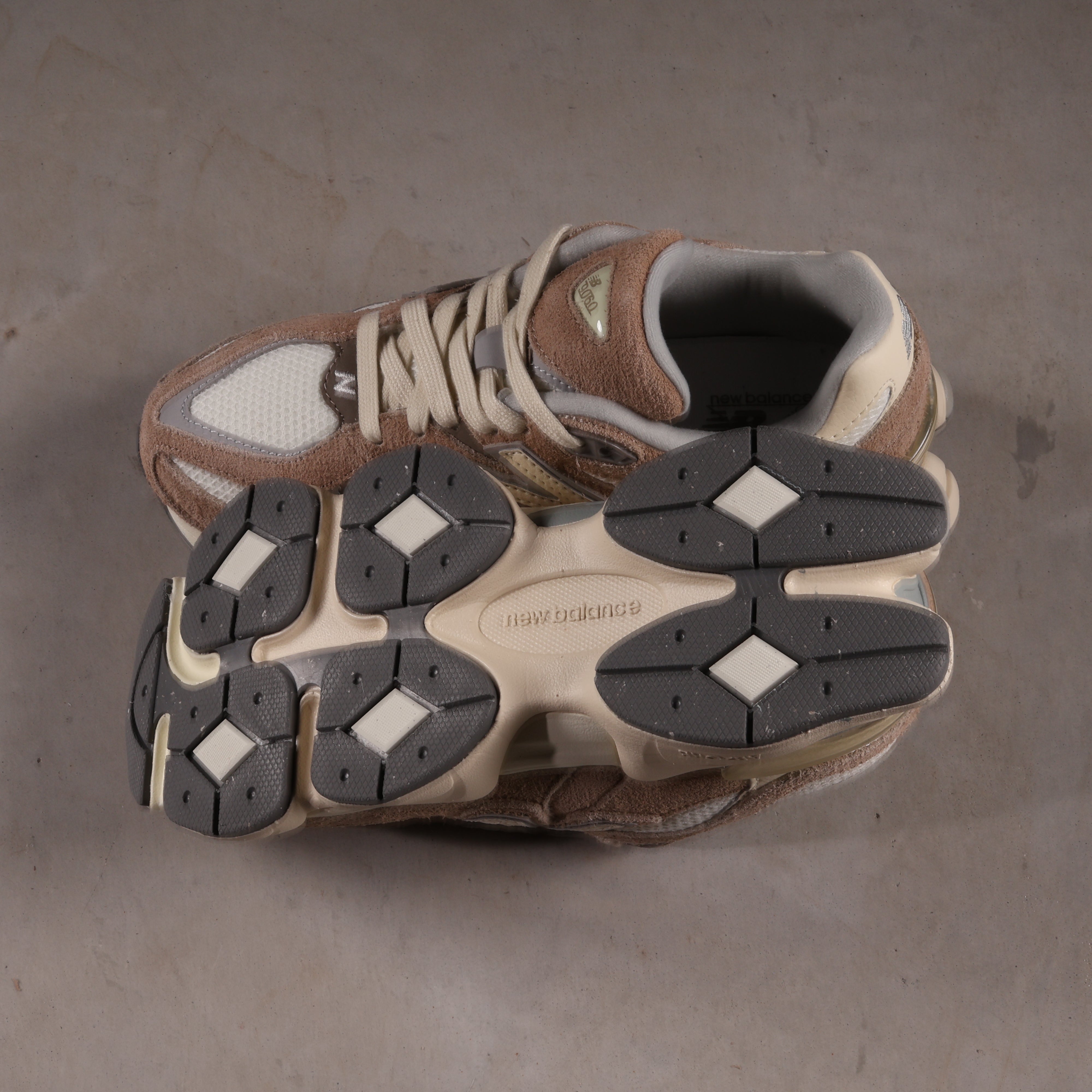 New Balance 9060 Driftwood
