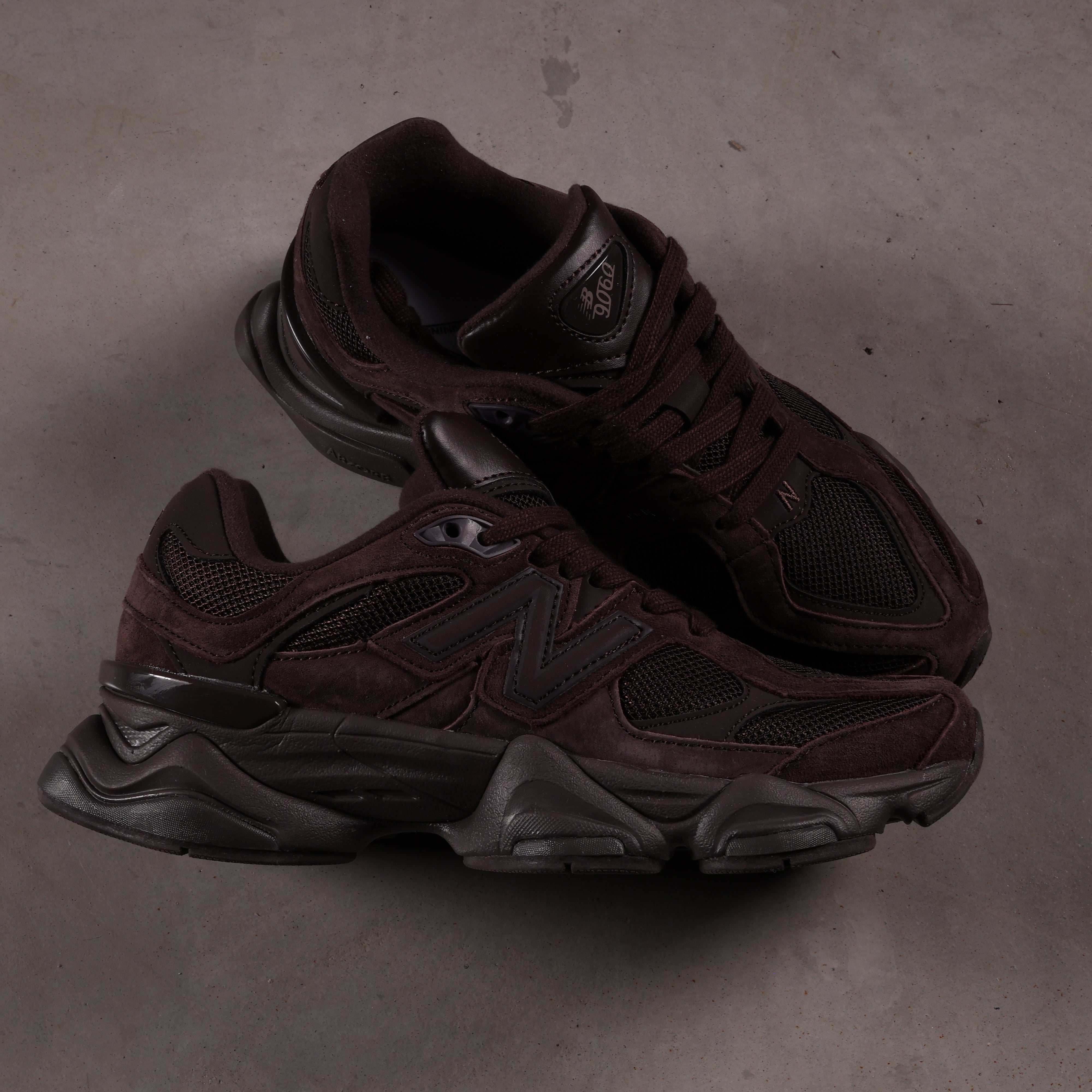 New Balance 9060 Chocolate