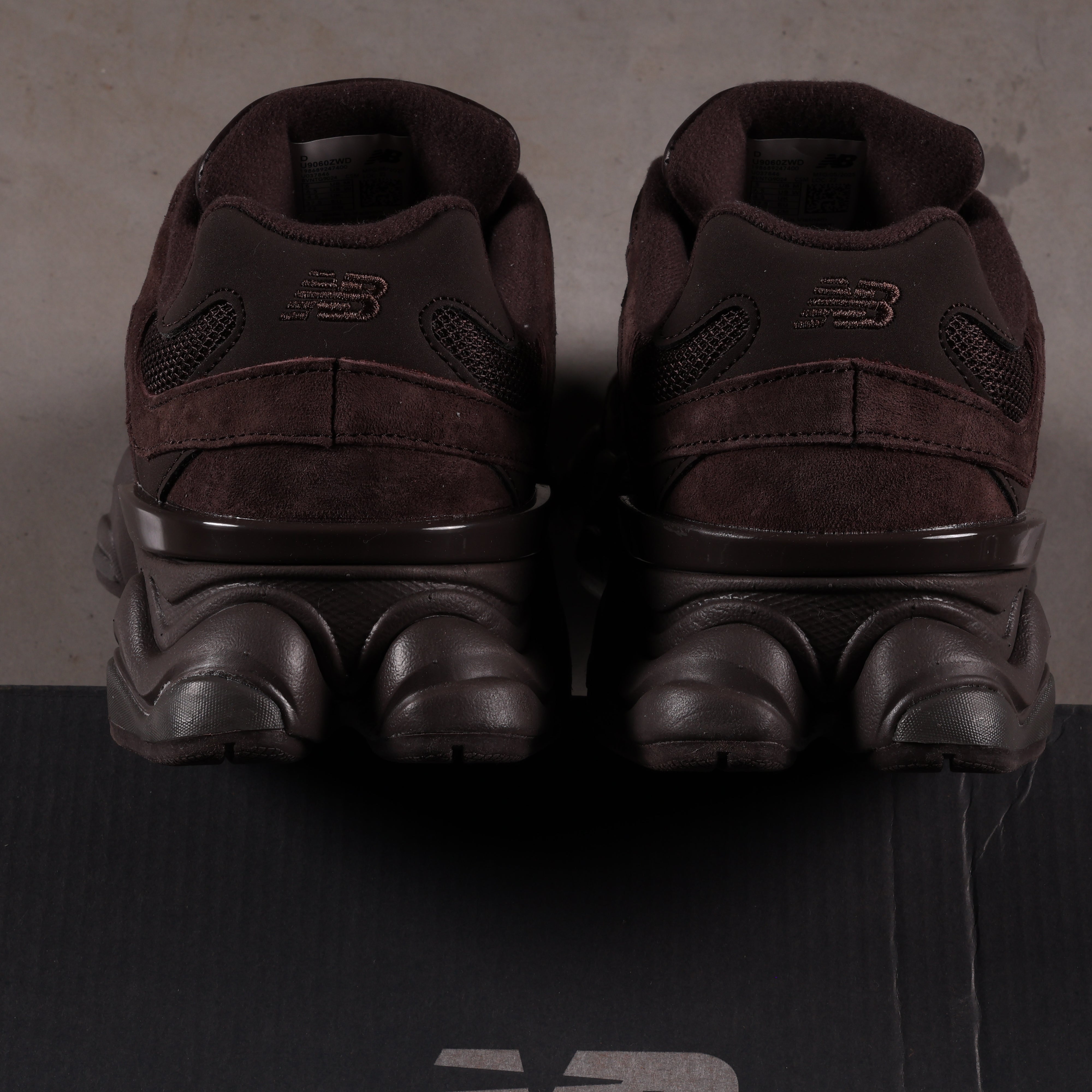 New Balance 9060 Chocolate