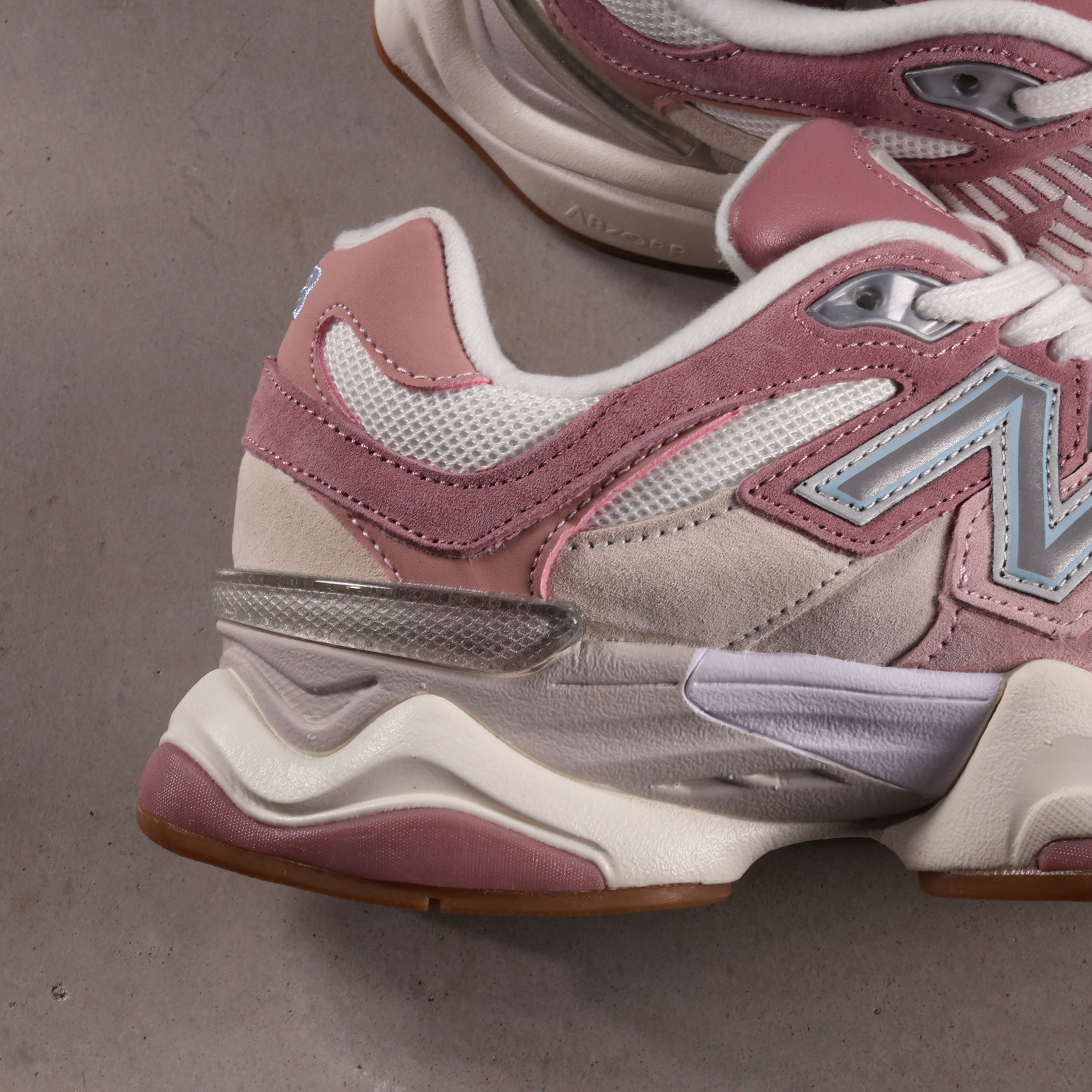 New Balance 9060 Neapolitan