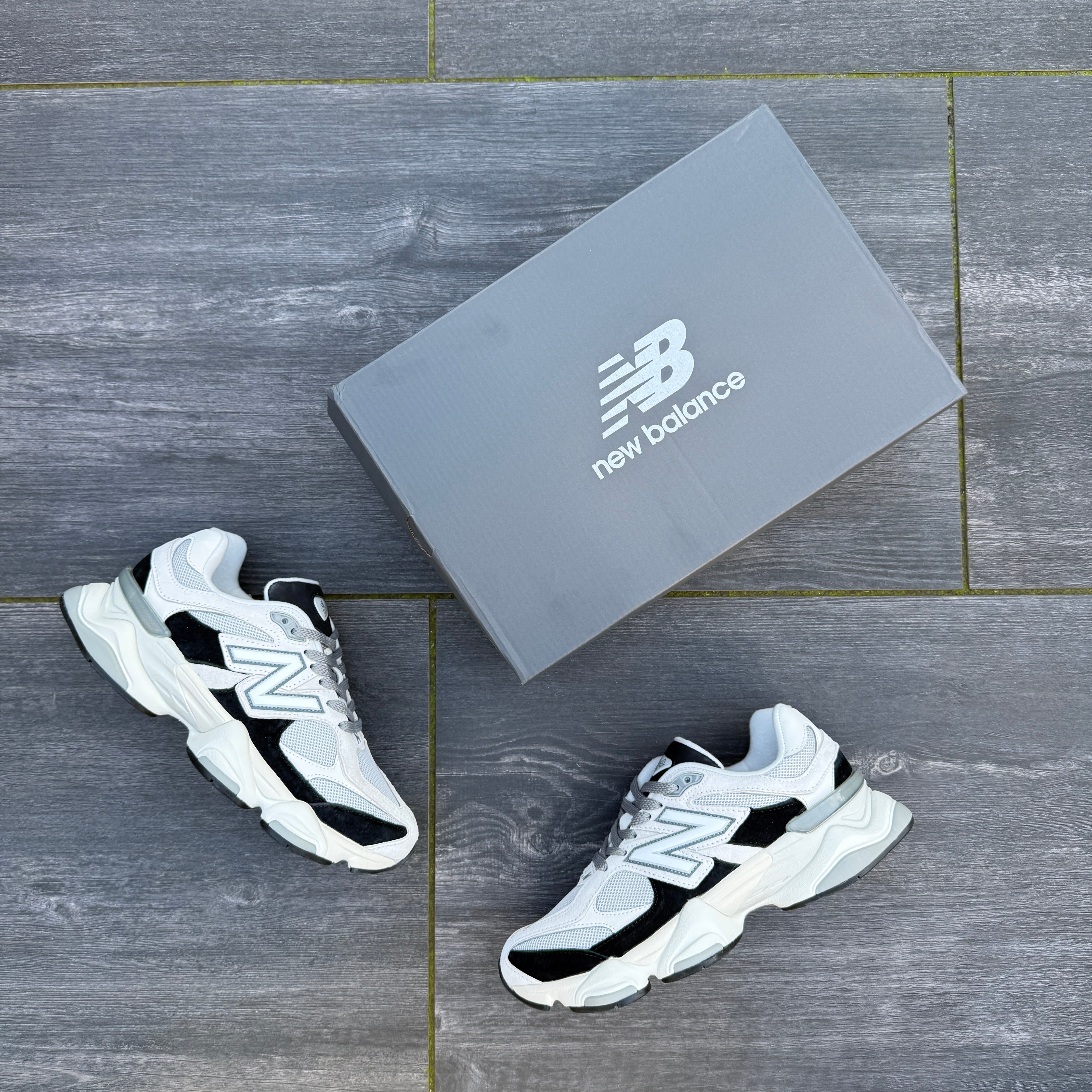 New Balance 9060 Grey Jet Black