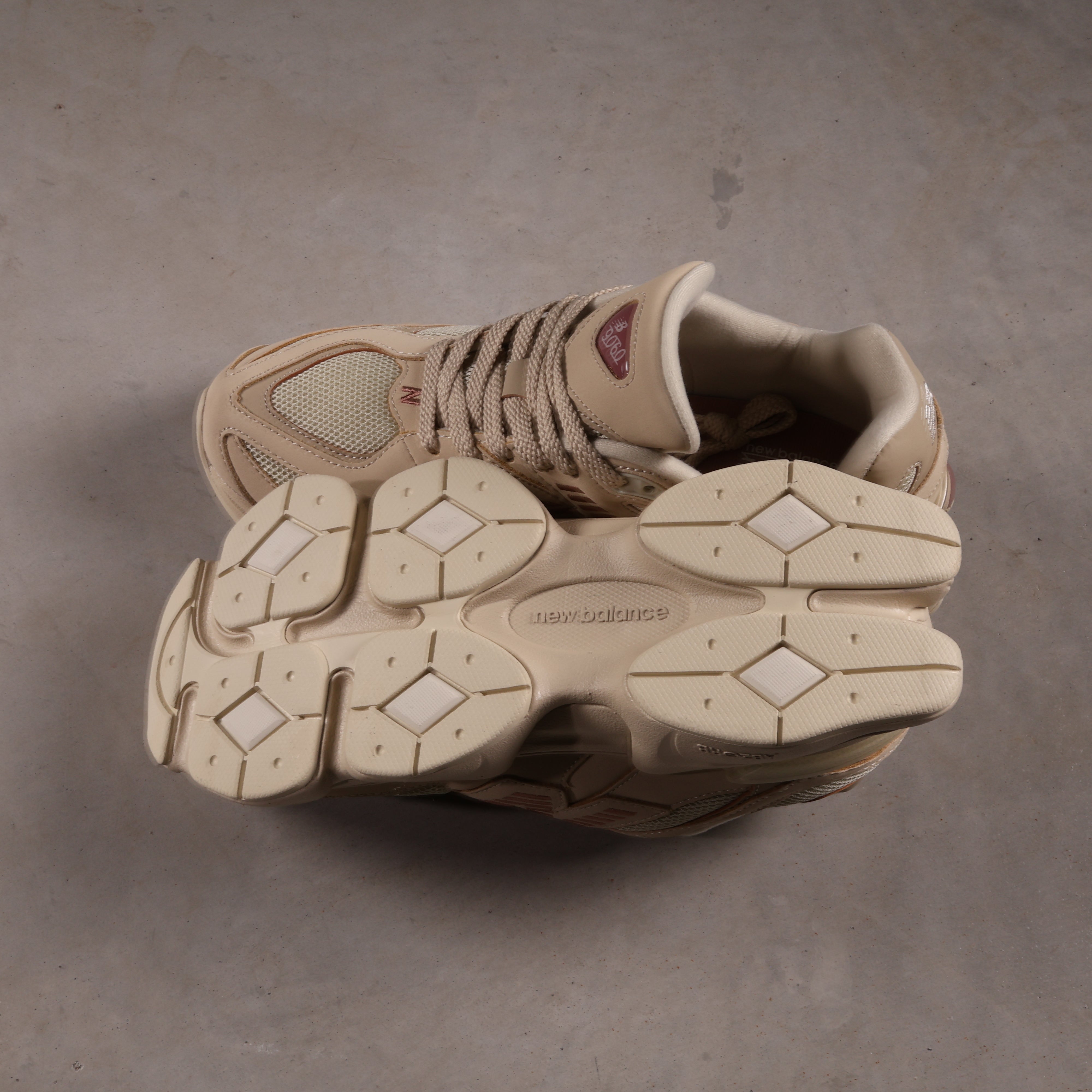New Balance 9060 Bone Sparrow