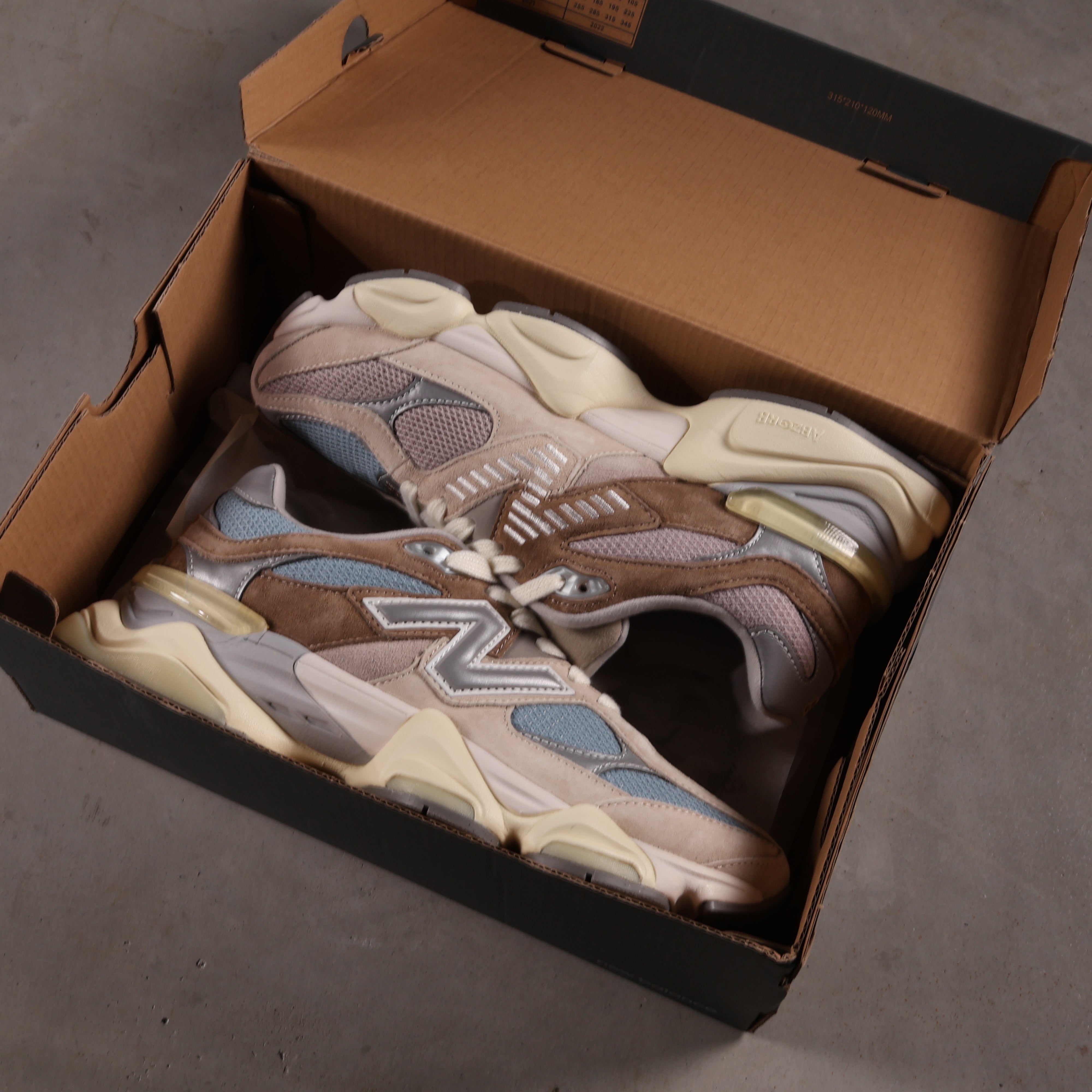 New Balance 9060 Sea Salt Blue Mushroom