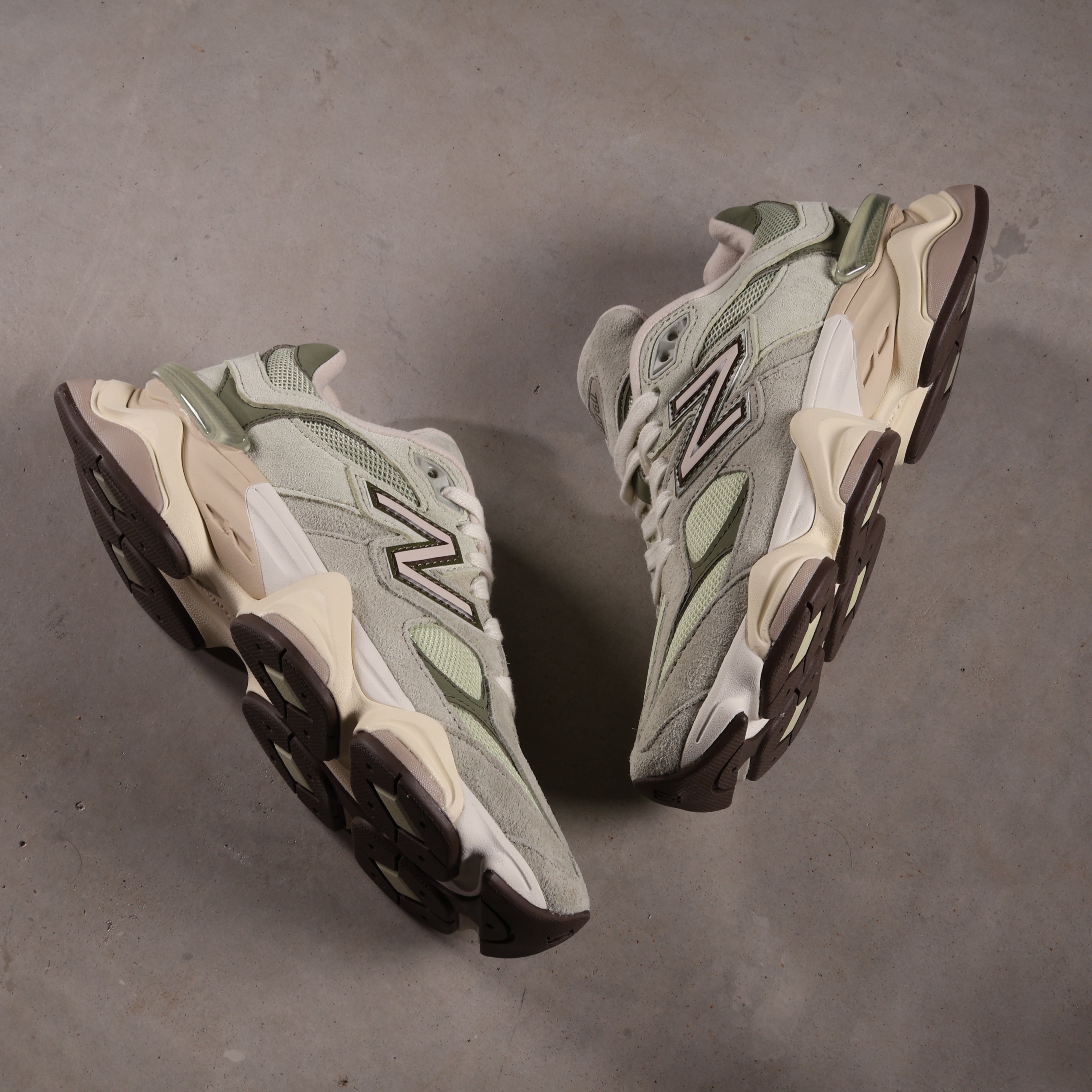 New Balance 9060 Olivine