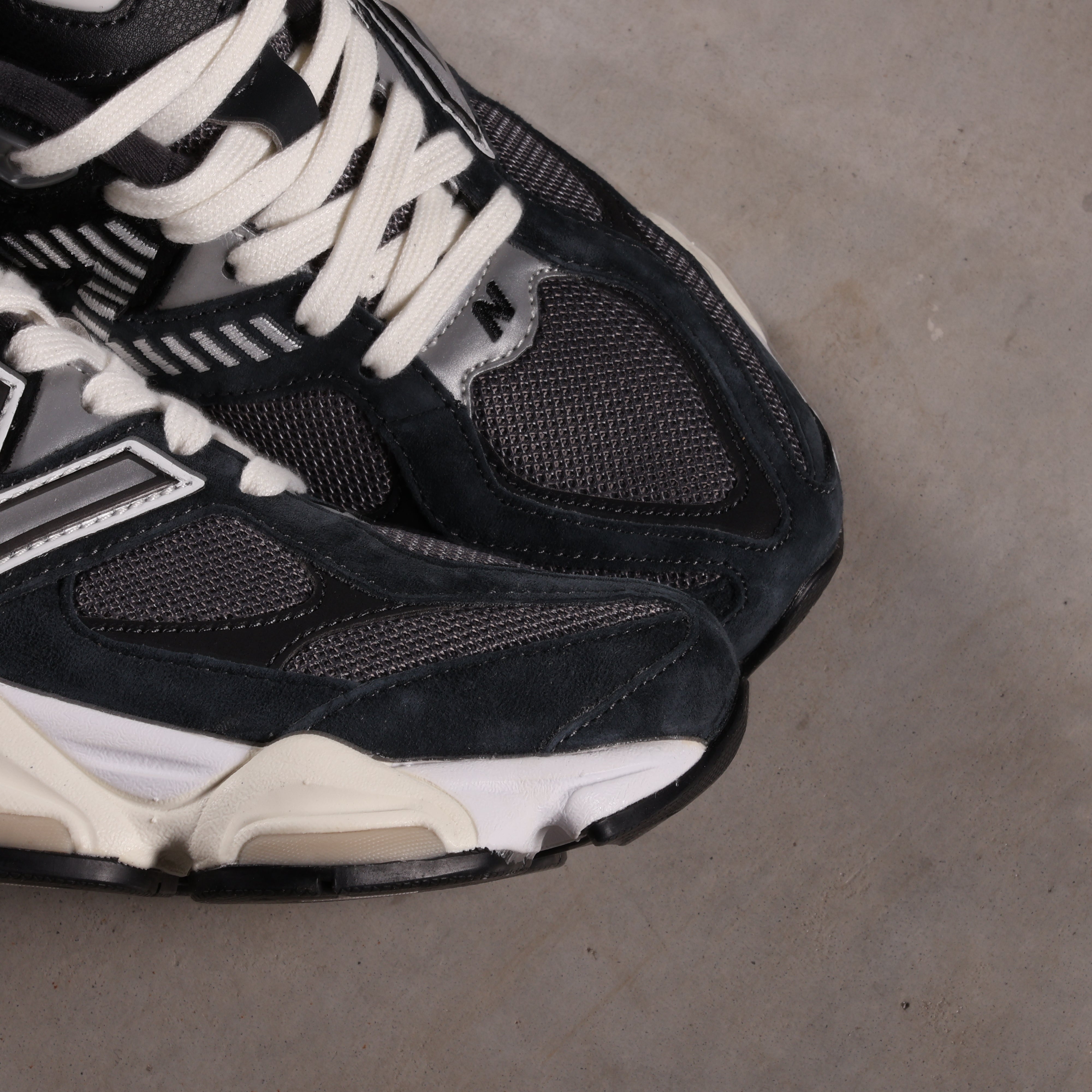 New Balance 9060 Charcoal