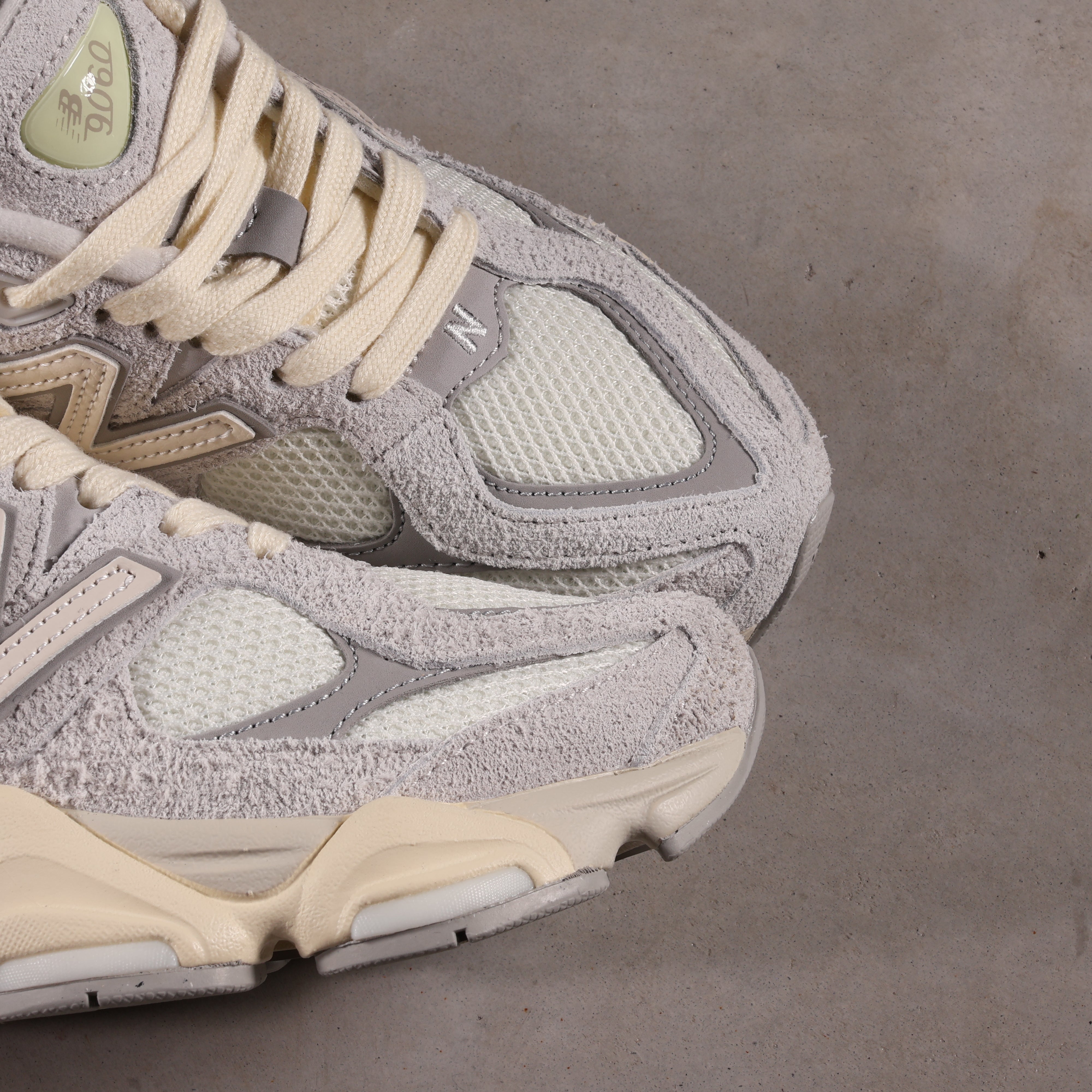 New Balance 9060 Quartz Grey