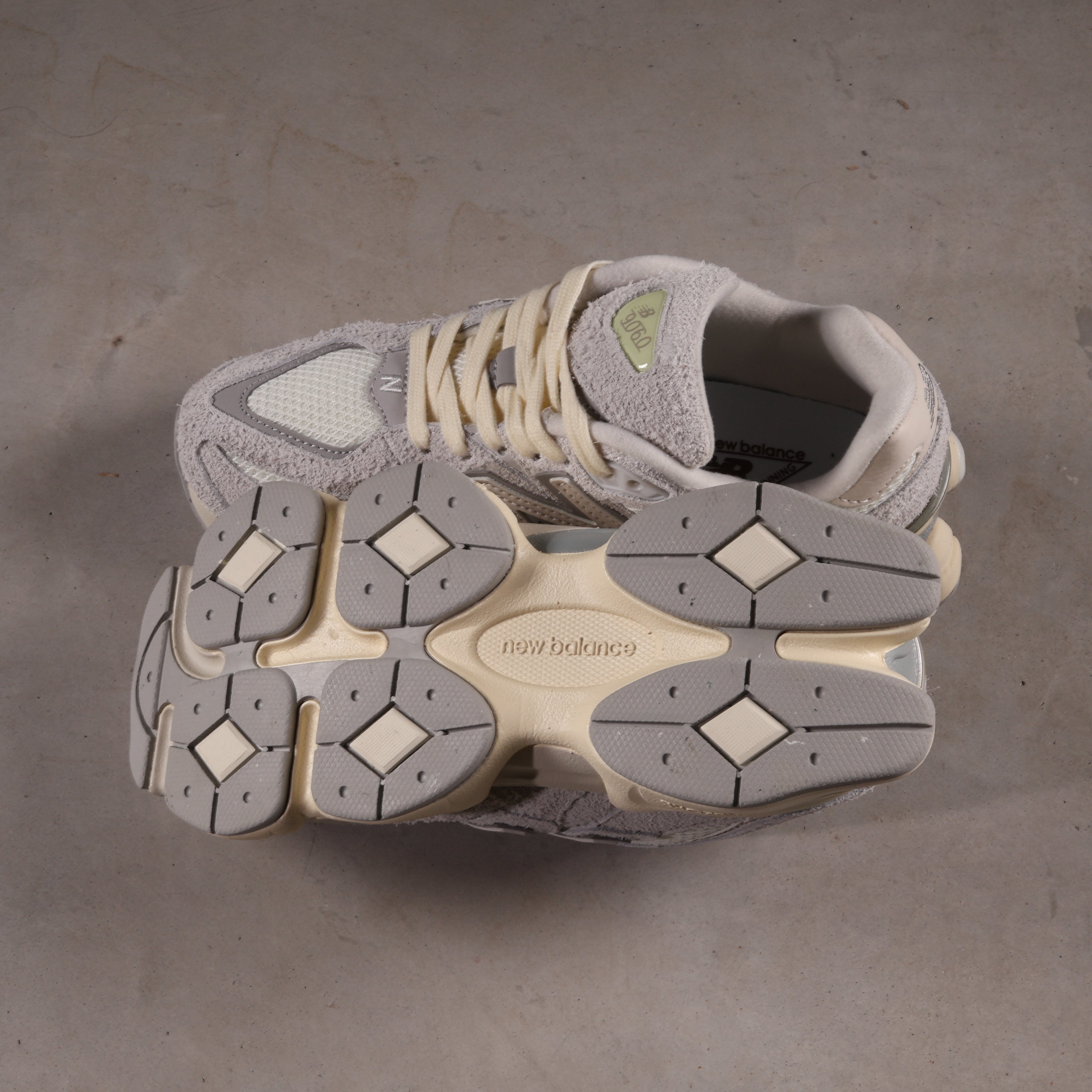 New Balance 9060 Quartz Grey