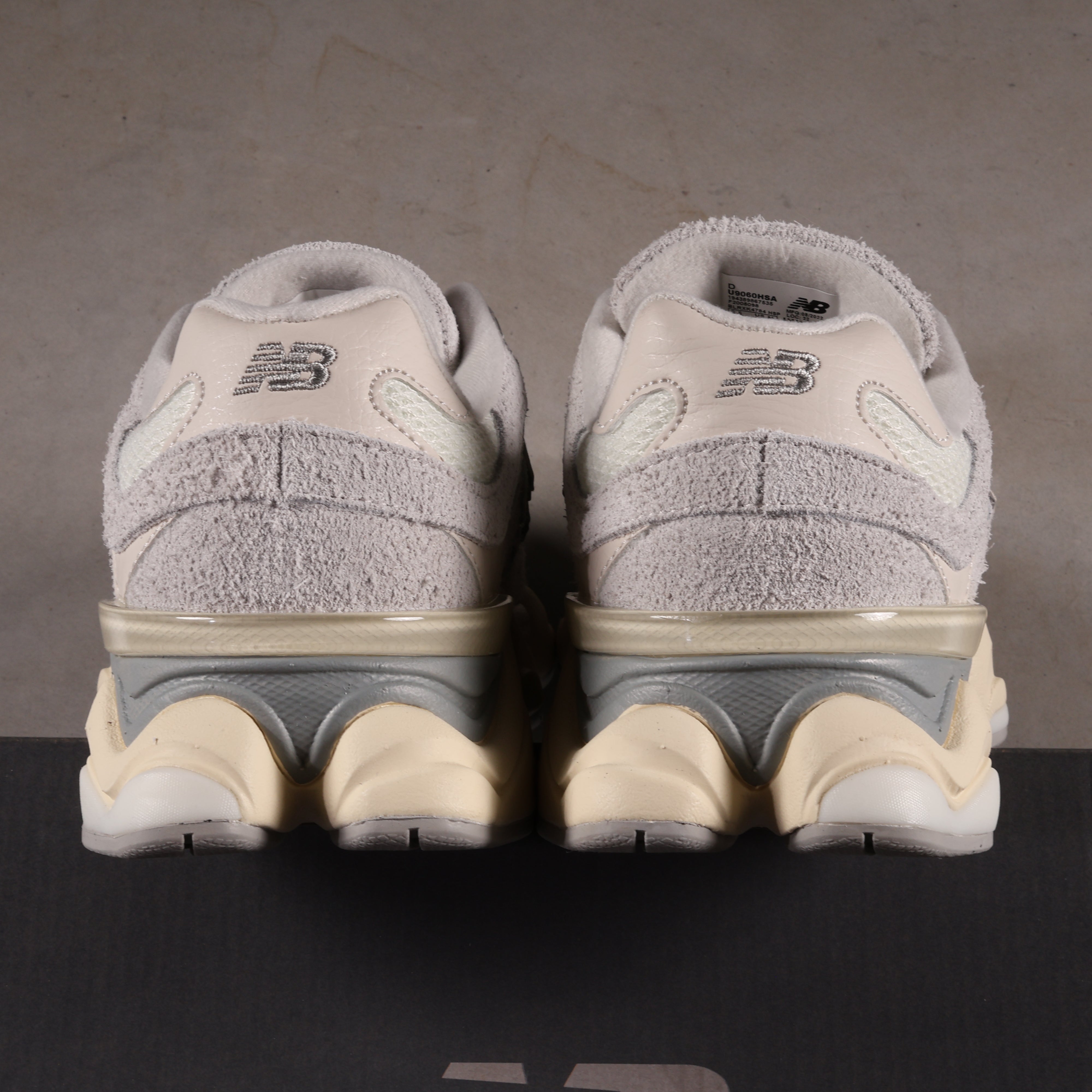 New Balance 9060 Quartz Grey