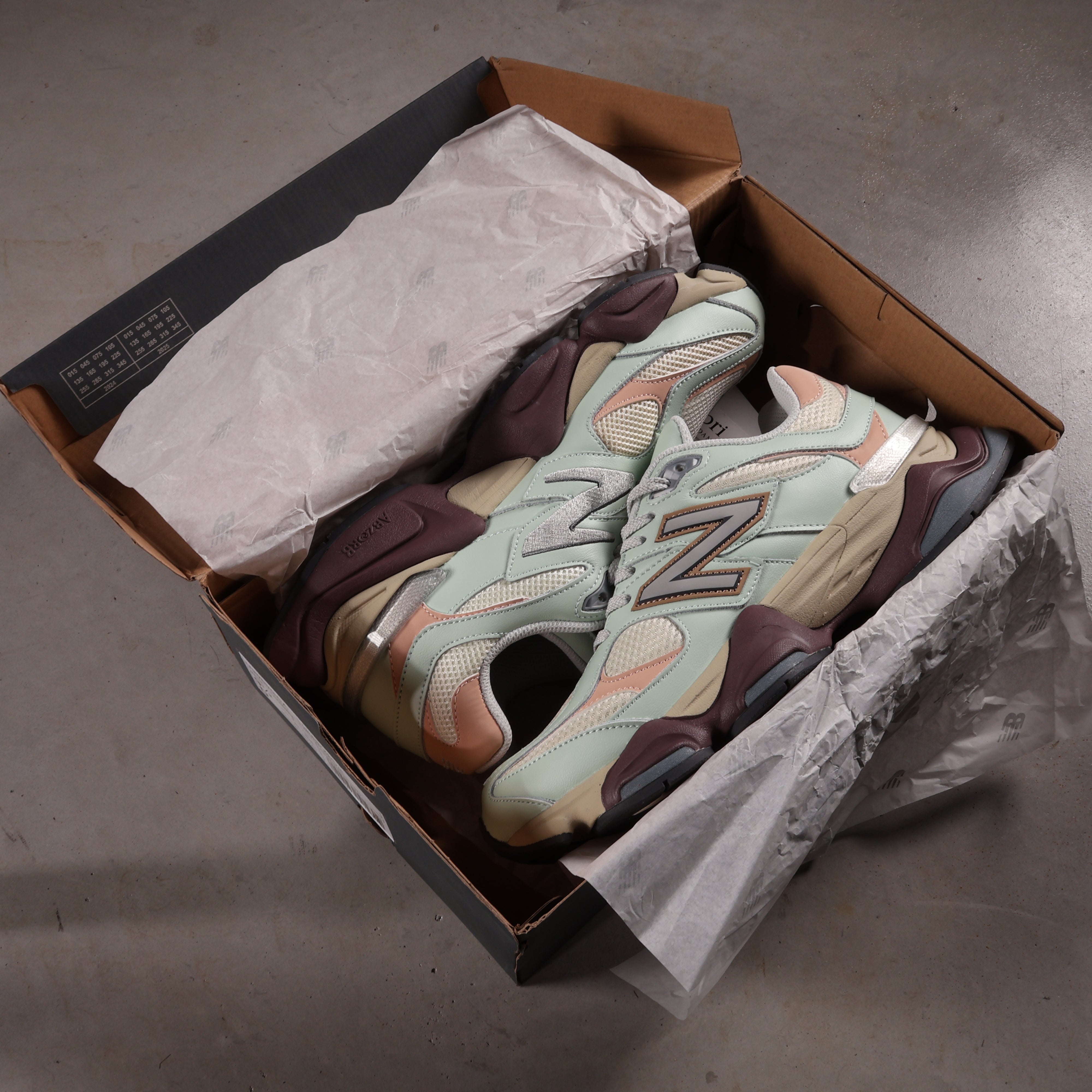 New Balance 9060 Clay Ash