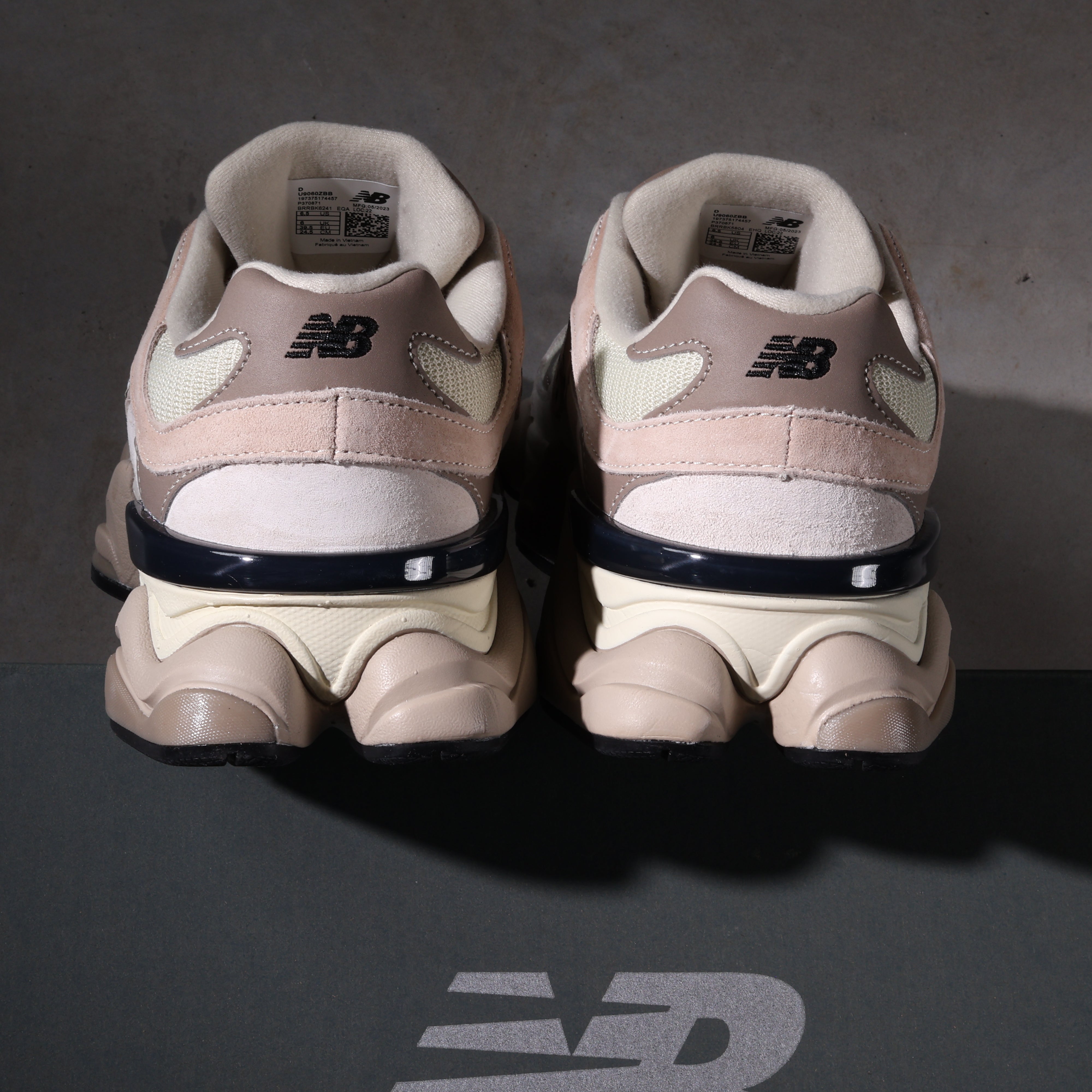New Balance 9060 Beige Cream