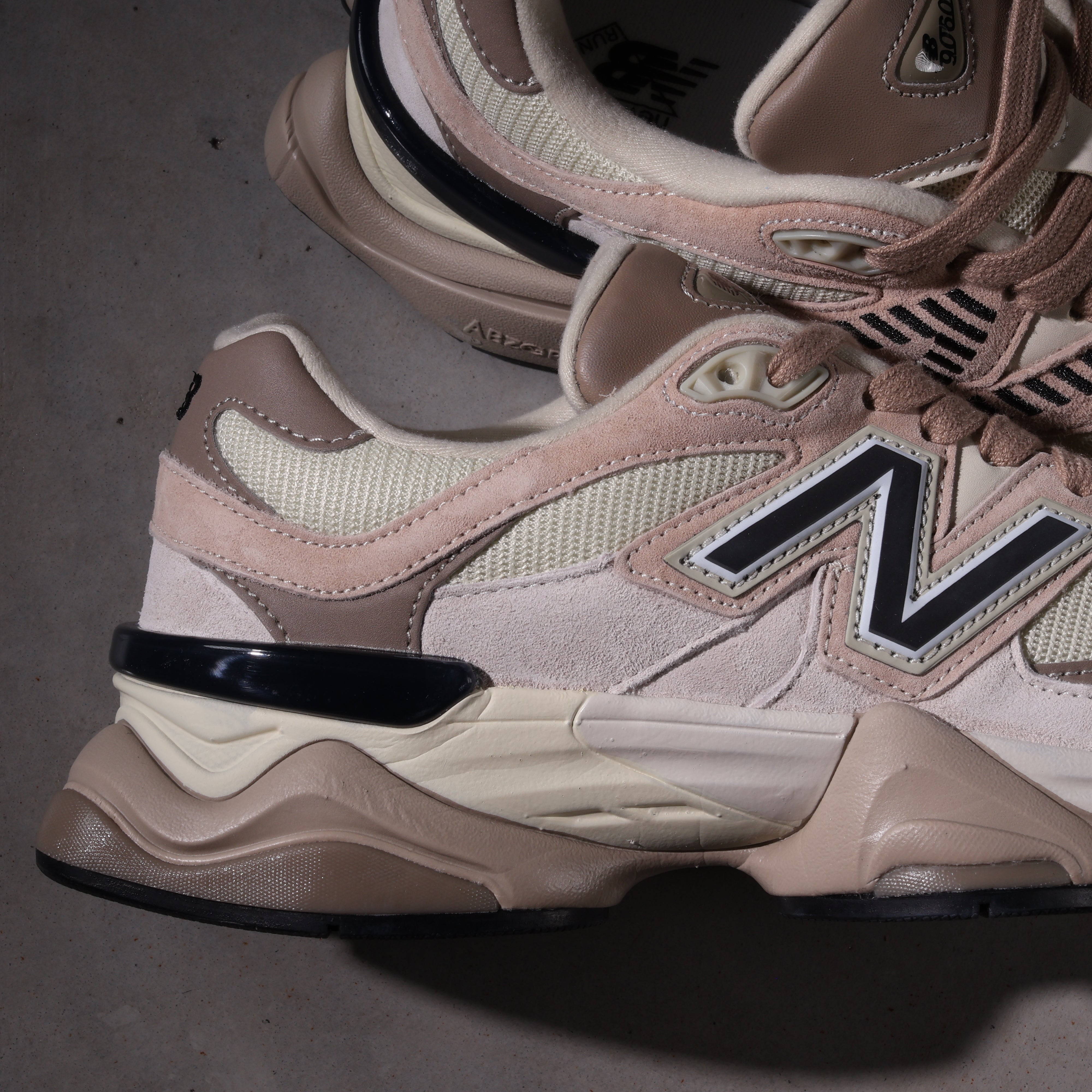 New Balance 9060 Beige Cream