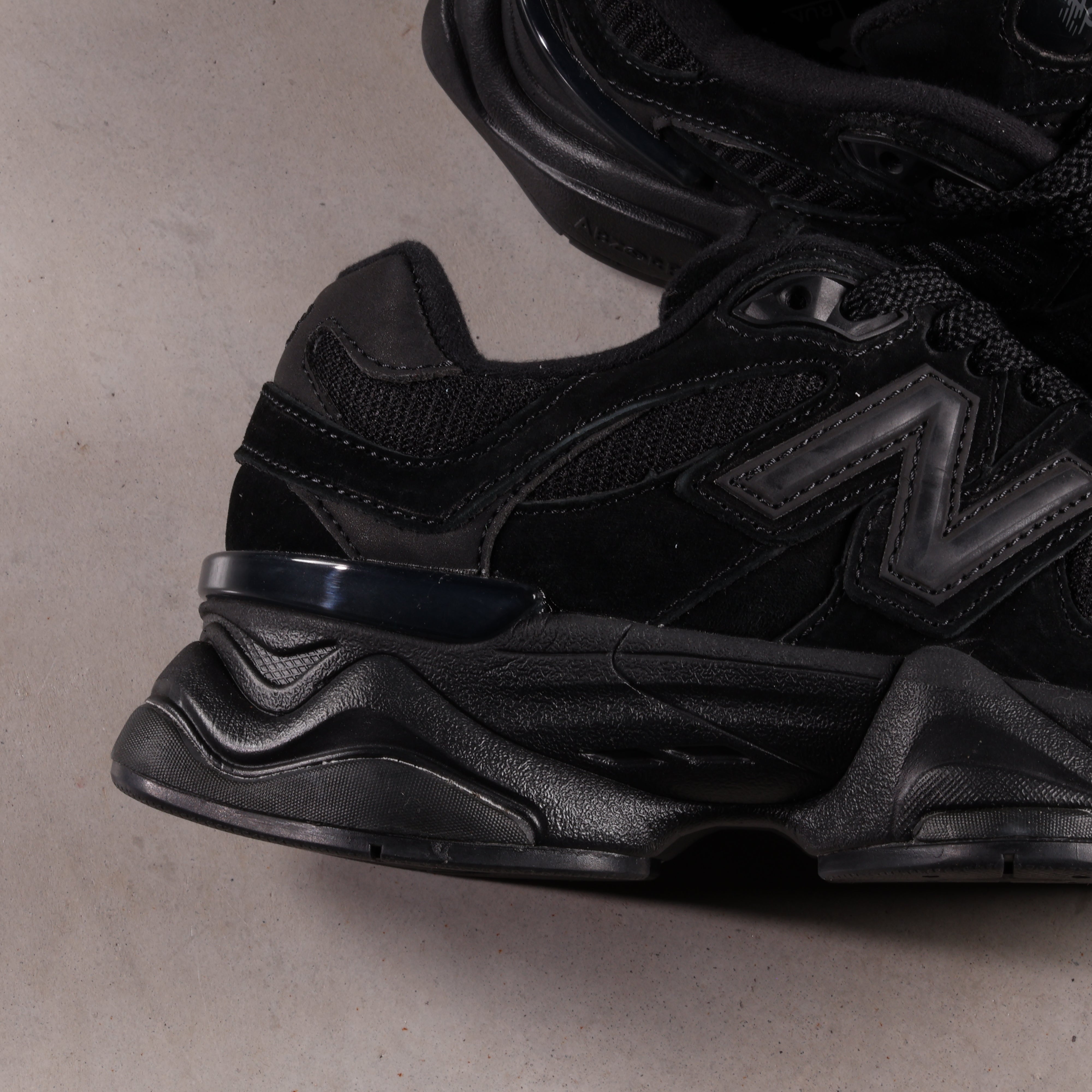 New Balance 9060 Triple Black Suede