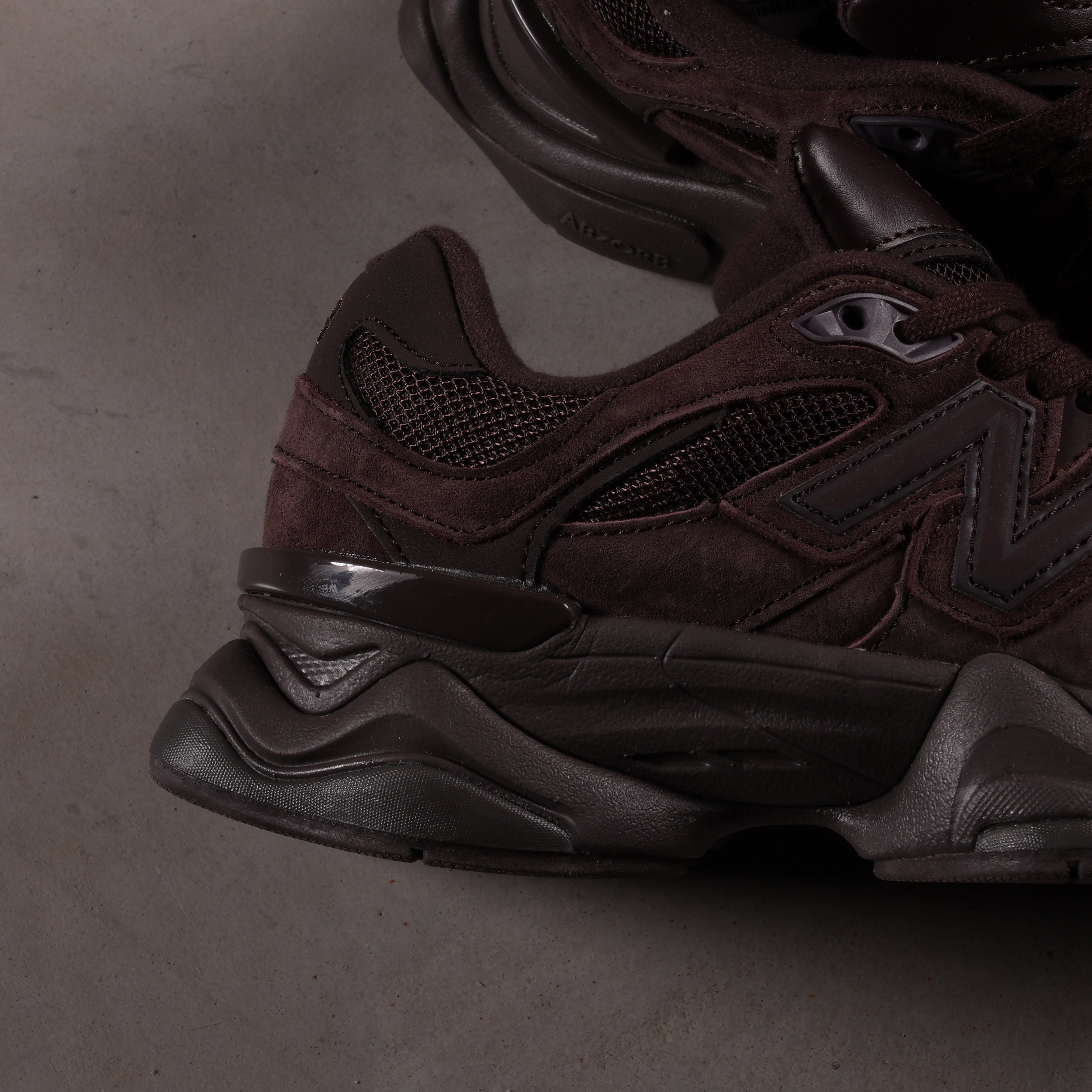 New Balance 9060 Chocolate