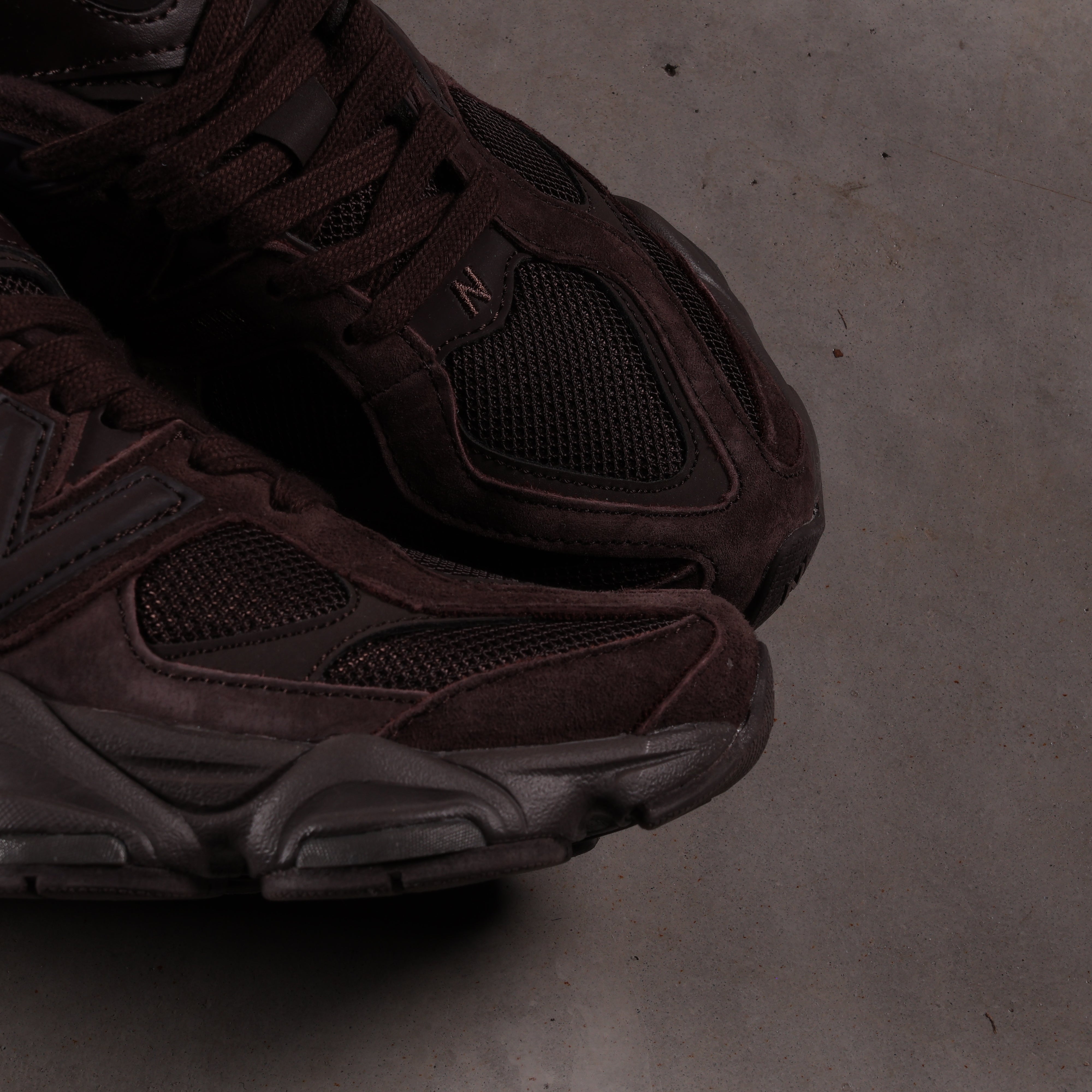 New Balance 9060 Chocolate