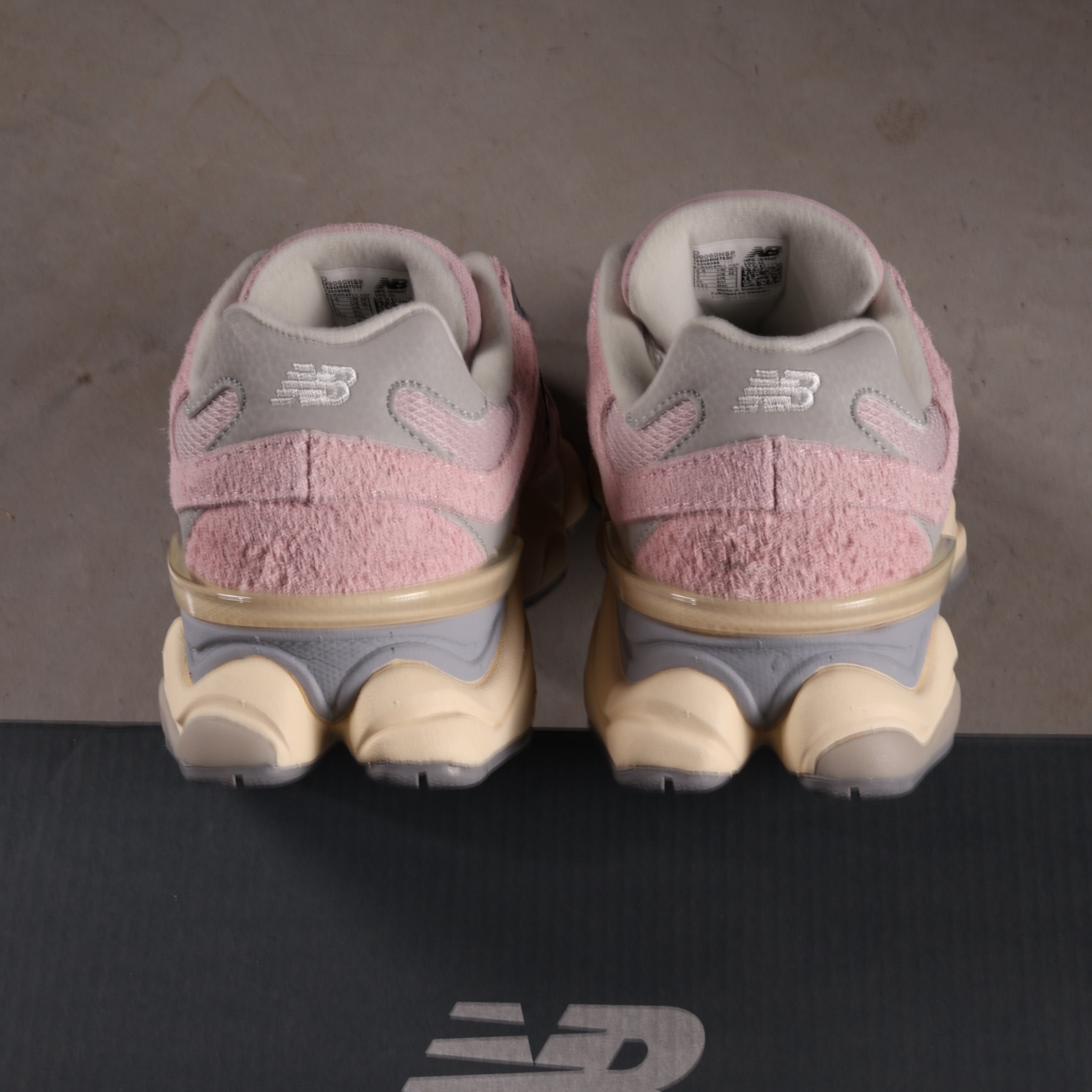 New Balance 9060 December Sky