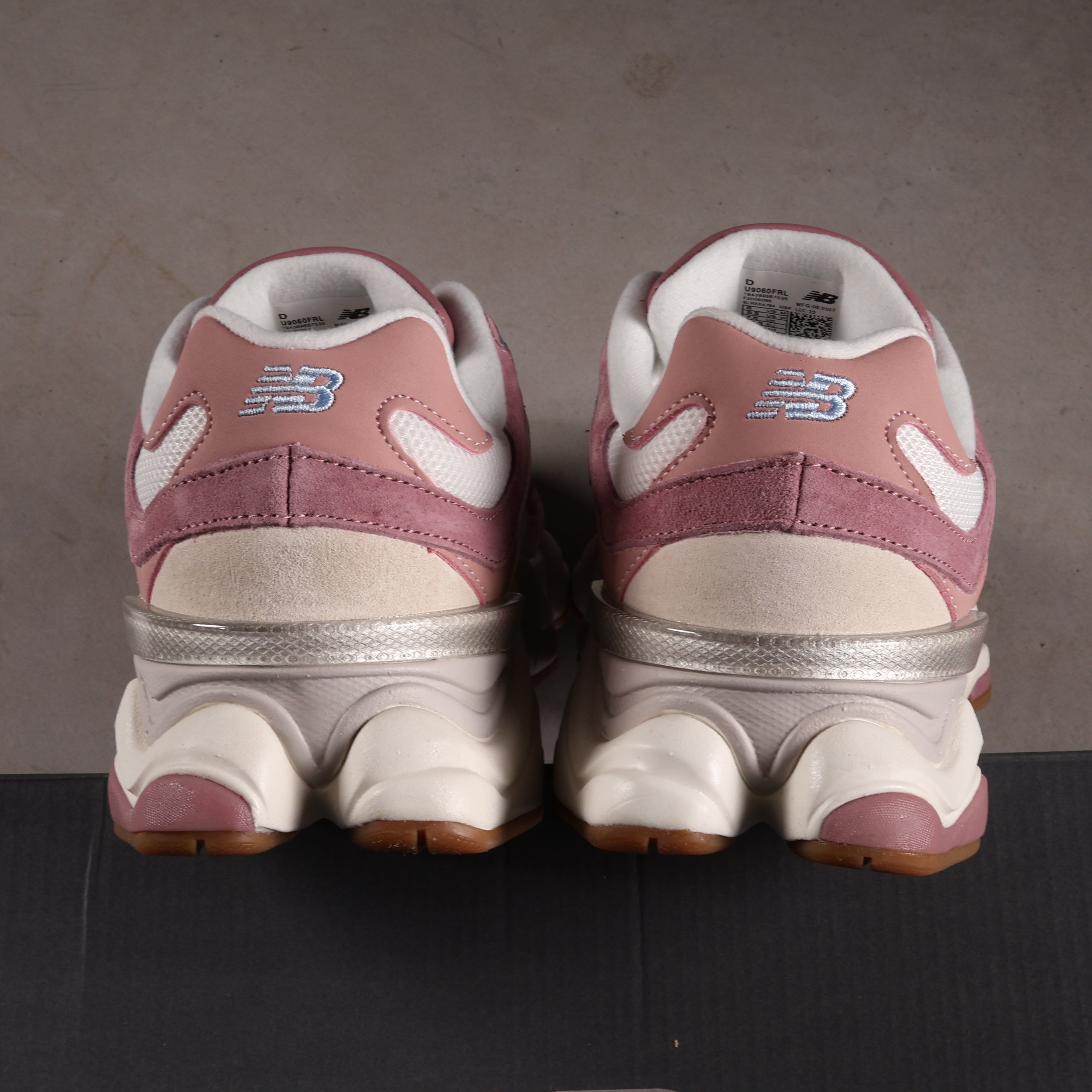 New Balance 9060 Neapolitan
